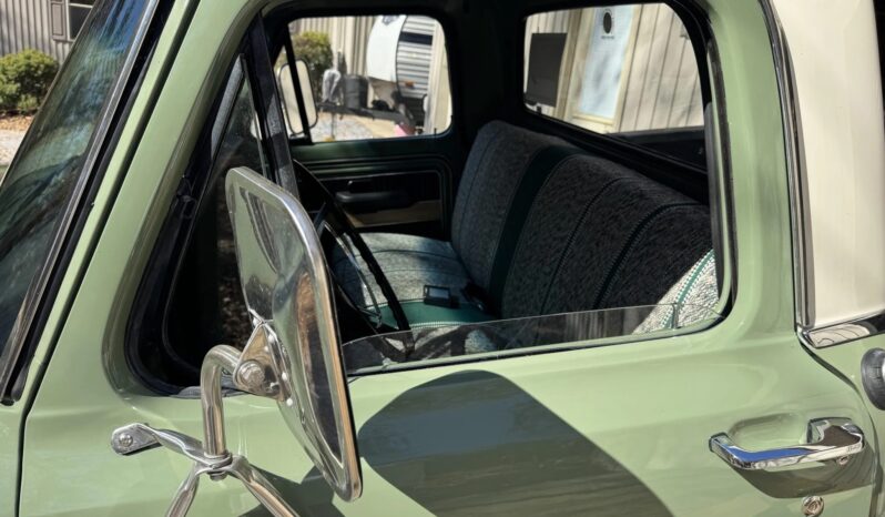 								1969 Ford F-100 Ranger full									