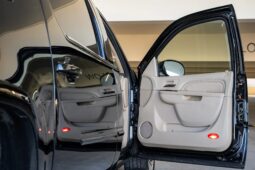 										2014 Cadillac Escalade ESV Premium AWD Becker Conversion full									