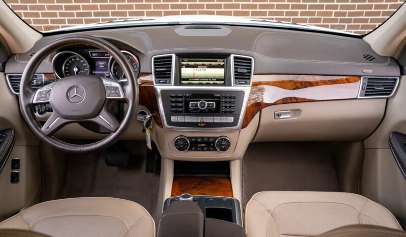 
								2013 Mercedes-Benz GL450 4MATIC full									