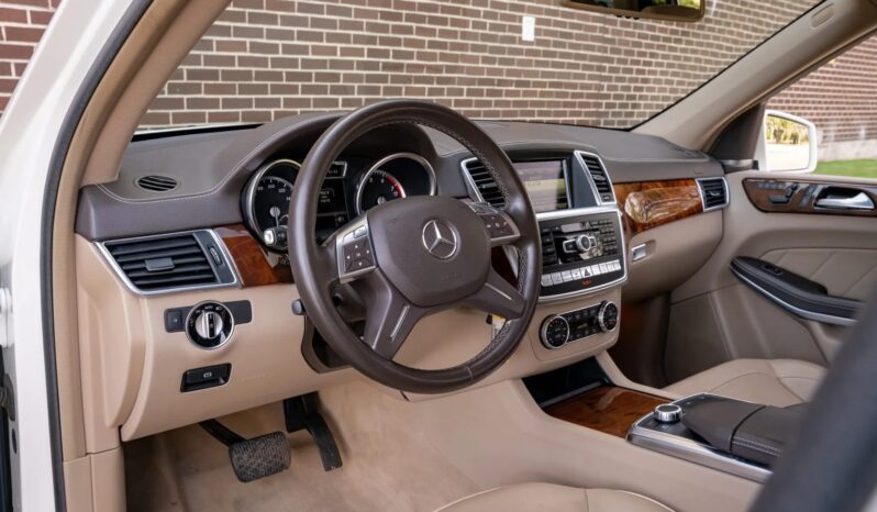 
								2013 Mercedes-Benz GL450 4MATIC full									