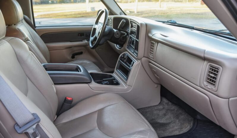 
								2003 Chevrolet Avalanche 2500 4×4 full									