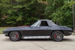 
										1965 Chevrolet Corvette Convertible 5-Speed full									