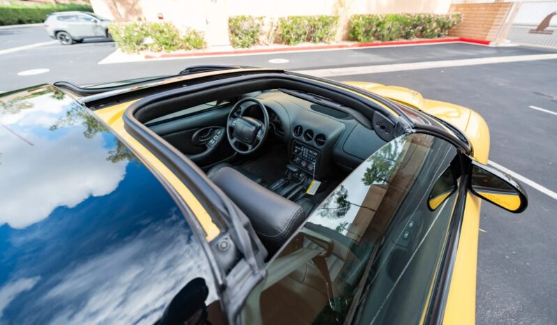 
								2002 Pontiac Firebird Trans Am WS6 full									