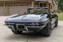 
										1965 Chevrolet Corvette Convertible 5-Speed full									