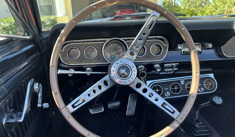 
								1966 Ford Mustang Convertible 289 3-Speed full									
