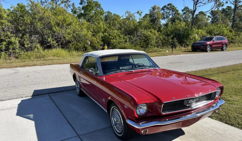 
								1966 Ford Mustang Convertible 289 3-Speed full									