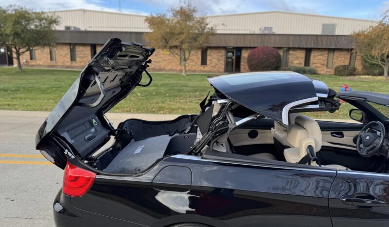 
								2012 BMW 328i Convertible E93 full									