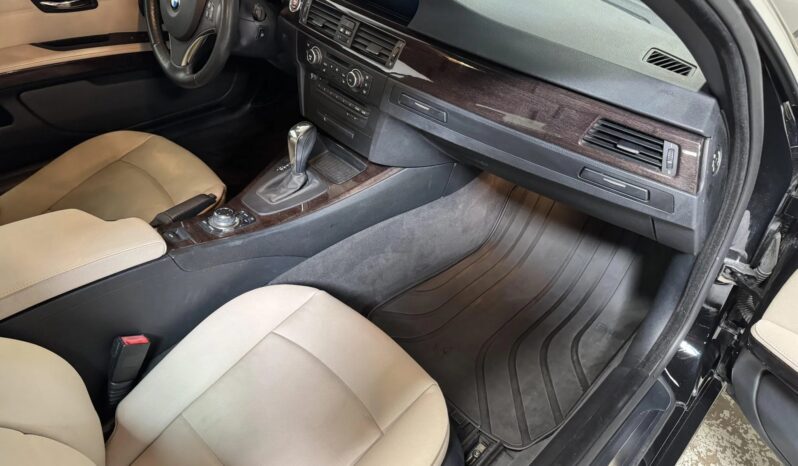 
								2012 BMW 328i Convertible E93 full									