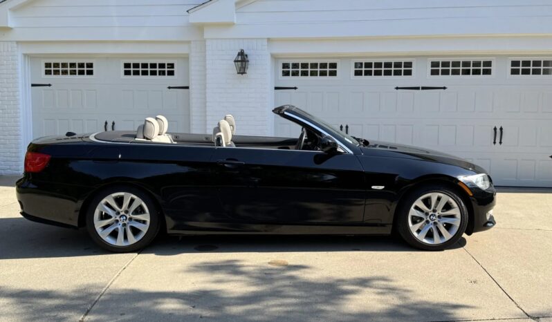 
								2012 BMW 328i Convertible E93 full									