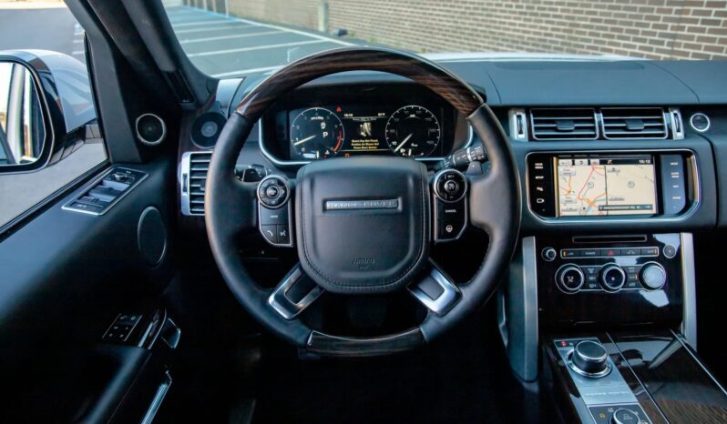 
								2014 Land Rover Range Rover HSE full									