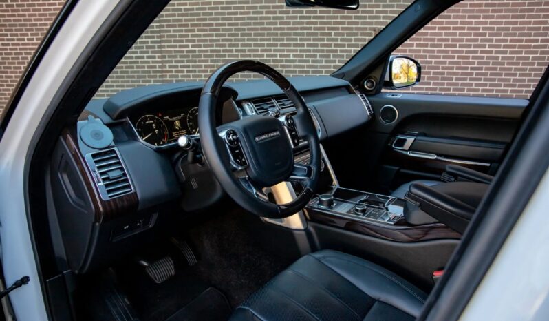 
								2014 Land Rover Range Rover HSE full									