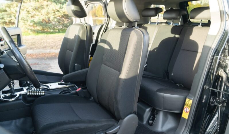 
								2007 Toyota FJ Cruiser full									