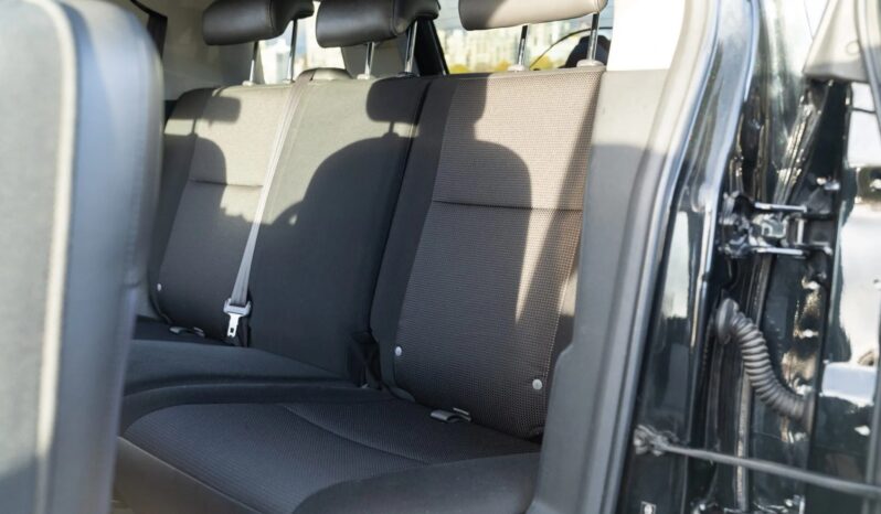 
								2007 Toyota FJ Cruiser full									