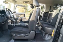 
										2007 Toyota FJ Cruiser full									