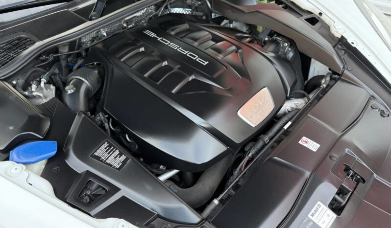 
								2013 Porsche Cayenne Diesel V6 full									