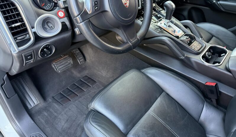 
								2013 Porsche Cayenne Diesel V6 full									