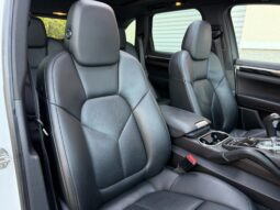 
										2013 Porsche Cayenne Diesel V6 full									