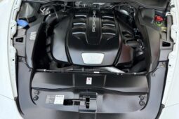 
										2013 Porsche Cayenne Diesel V6 full									