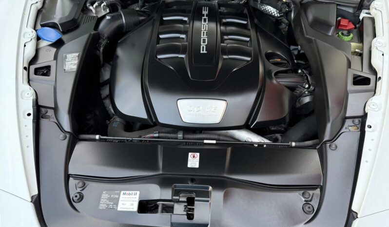 
								2013 Porsche Cayenne Diesel V6 full									