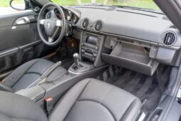 										2009 Porsche Cayman 6-Speed full									