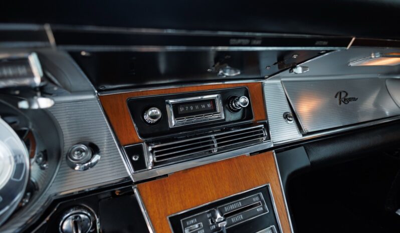 
								1964 Buick Riviera Custom full									