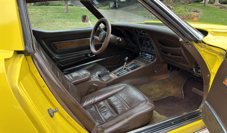 
								1976 Chevrolet Corvette full									