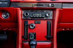 
										1972 Mercedes-Benz 350SL full									