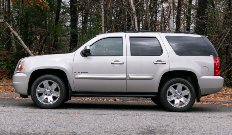 
								2008 GMC Yukon SLT-2 4×4 full									