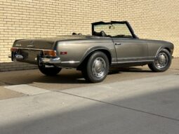
										1970 Mercedes-Benz 280SL full									
