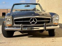 
										1970 Mercedes-Benz 280SL full									