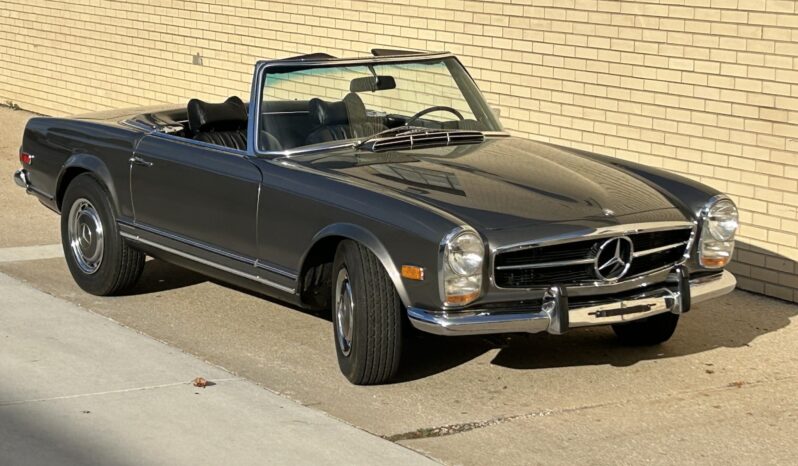 
								1970 Mercedes-Benz 280SL full									