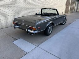 
										1970 Mercedes-Benz 280SL full									