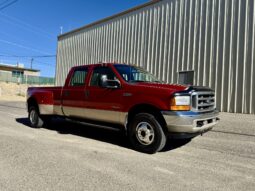 1999 Ford F-350 Super Duty Lariat Crew Cab