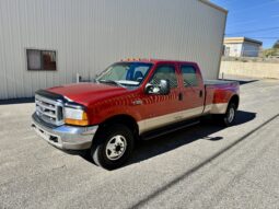 										1999 Ford F-350 Super Duty Lariat Crew Cab full									