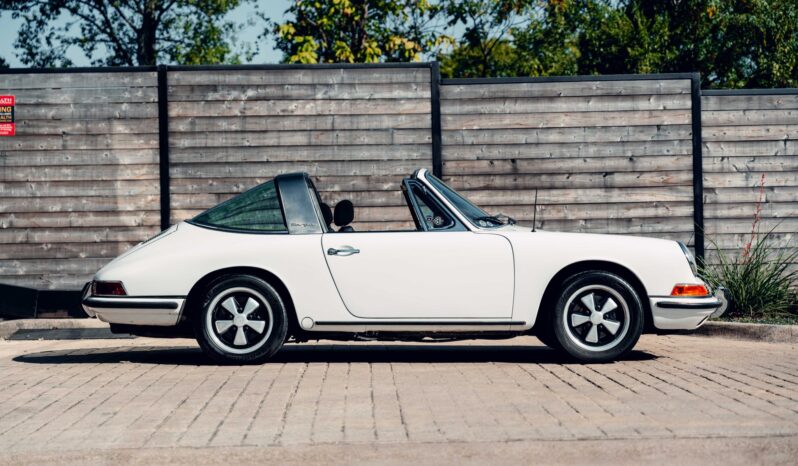 
								1967 Porsche 911S Targa full									