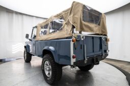 
										1997 Land Rover Defender 110 300Tdi 5-Speed full									
