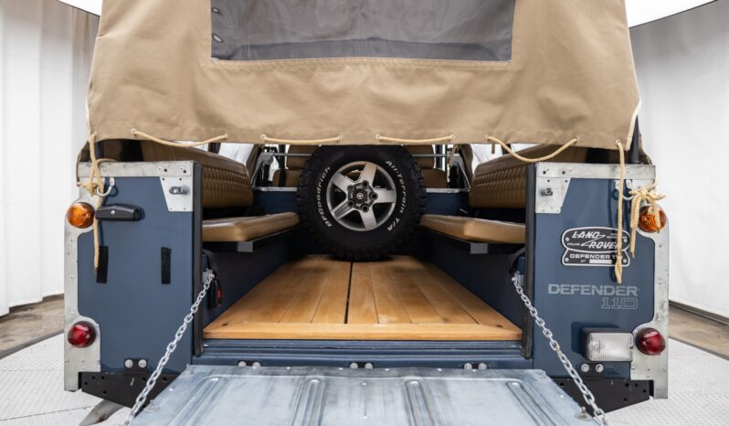 
								1997 Land Rover Defender 110 300Tdi 5-Speed full									