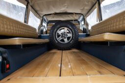 
										1997 Land Rover Defender 110 300Tdi 5-Speed full									