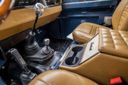 
										1997 Land Rover Defender 110 300Tdi 5-Speed full									