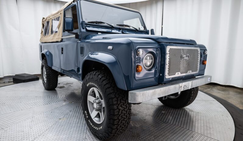 
								1997 Land Rover Defender 110 300Tdi 5-Speed full									