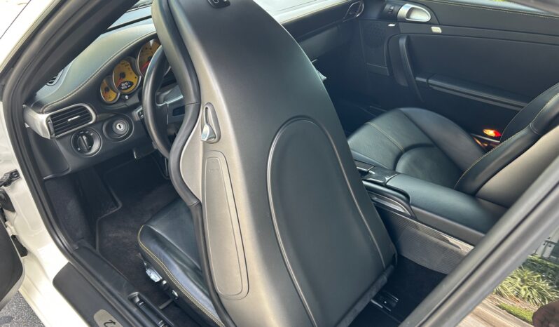 
								2013 Porsche 911 Turbo S Coupe full									