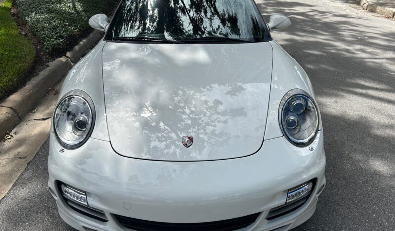 
								2013 Porsche 911 Turbo S Coupe full									