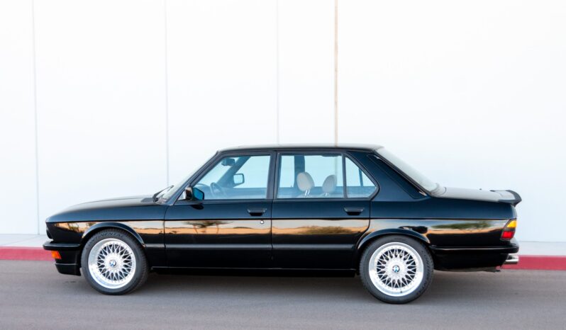 
								1988 BMW M5 full									