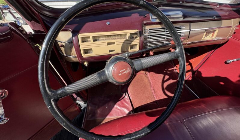 
								1940 Ford Deluxe Convertible Club Coupe full									