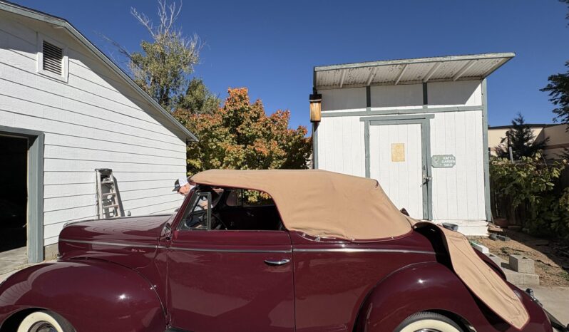 
								1940 Ford Deluxe Convertible Club Coupe full									