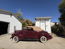 
										1940 Ford Deluxe Convertible Club Coupe full									