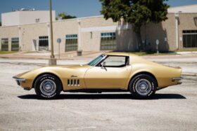 1969 Chevrolet Corvette 427 390 Stingray 4 Speed