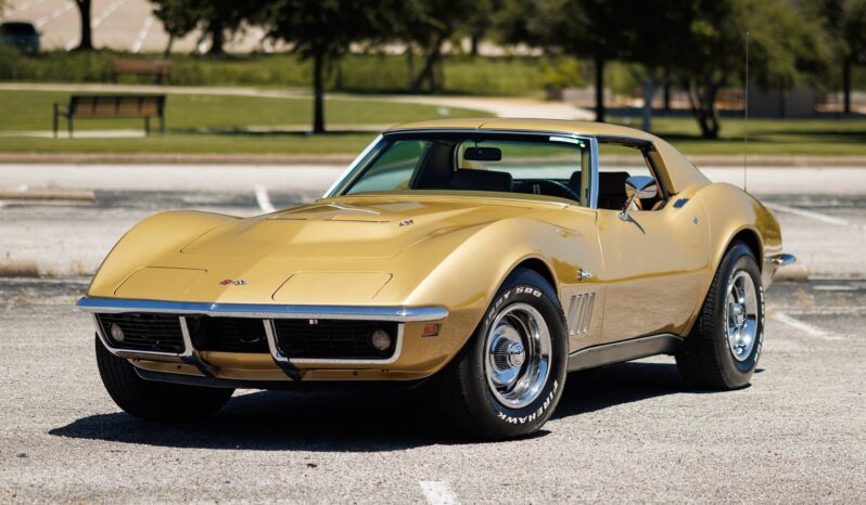 
								1969 Chevrolet Corvette 427 390 Stingray 4 Speed full									