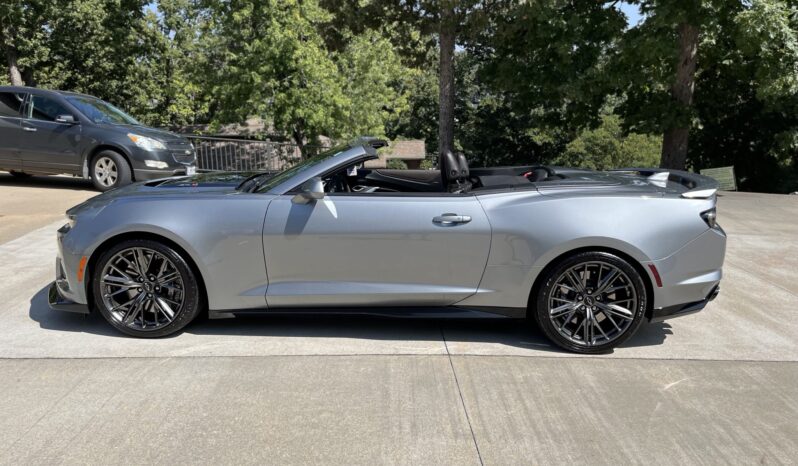 
								2024 Chevrolet Camaro ZL1 Convertible full									