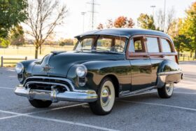 1949 Oldsmobile Futuramic Series 88 Deluxe Station Wagon